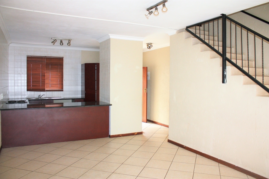 To Let 2 Bedroom Property for Rent in Zwartkop Gauteng