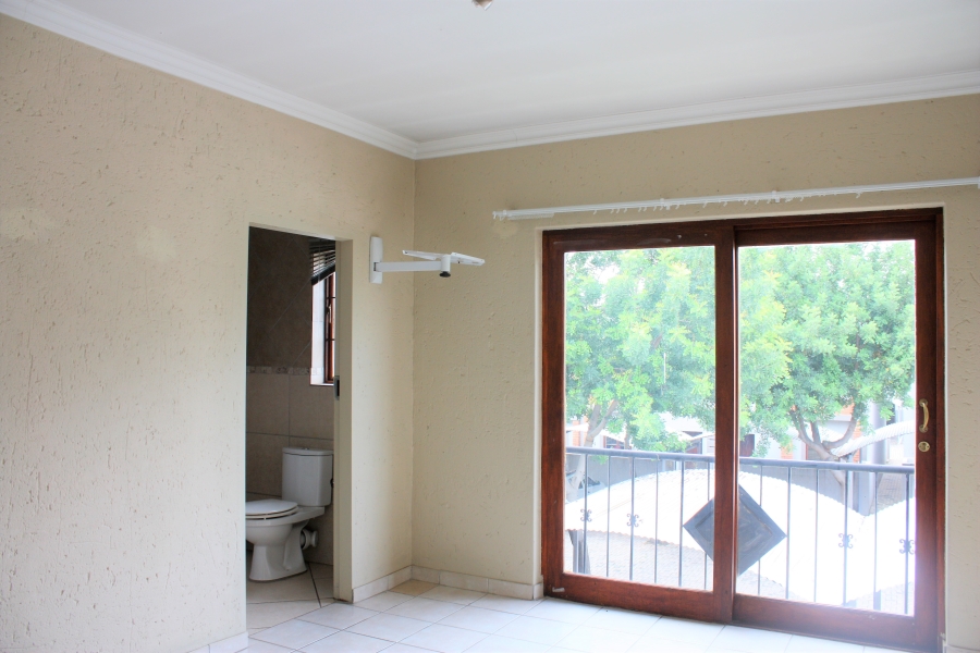 To Let 2 Bedroom Property for Rent in Zwartkop Gauteng