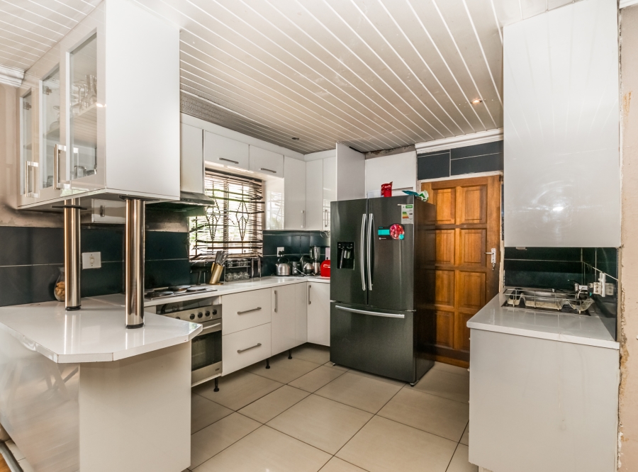 4 Bedroom Property for Sale in Cosmo City Gauteng