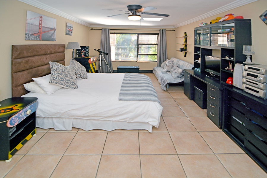 5 Bedroom Property for Sale in Bedfordview Gauteng