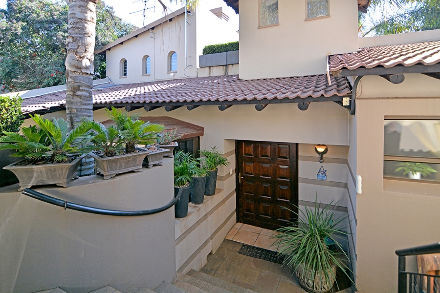 5 Bedroom Property for Sale in Bedfordview Gauteng