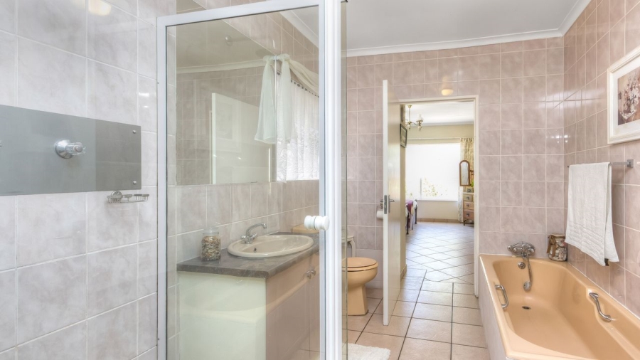 9 Bedroom Property for Sale in Walkerville Gauteng