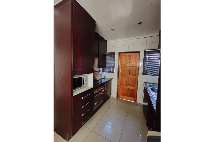 To Let 3 Bedroom Property for Rent in Noordwyk Gauteng