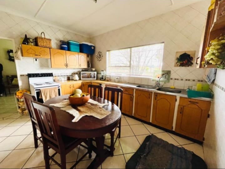 4 Bedroom Property for Sale in Duncanville Gauteng