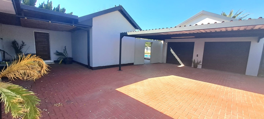 3 Bedroom Property for Sale in Risiville Gauteng