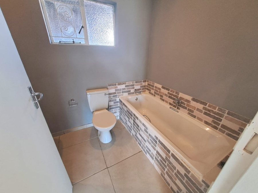 3 Bedroom Property for Sale in Risiville Gauteng