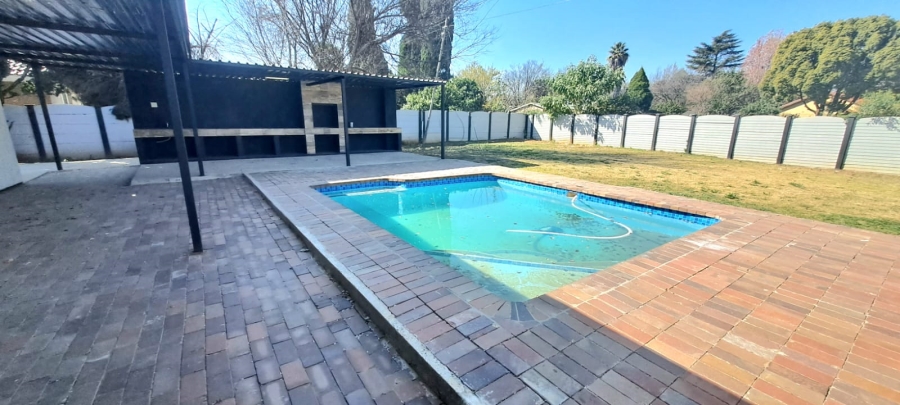 3 Bedroom Property for Sale in Risiville Gauteng