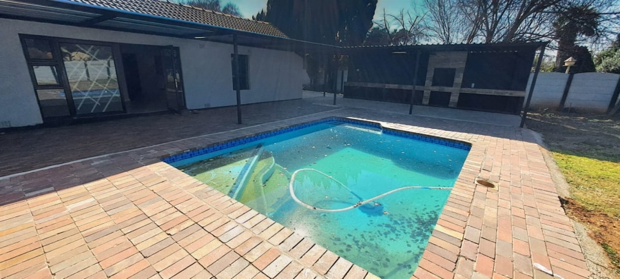 3 Bedroom Property for Sale in Risiville Gauteng