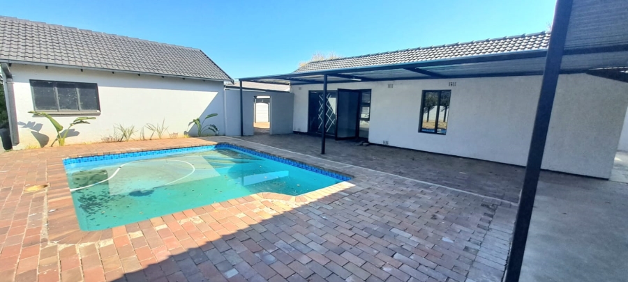 3 Bedroom Property for Sale in Risiville Gauteng