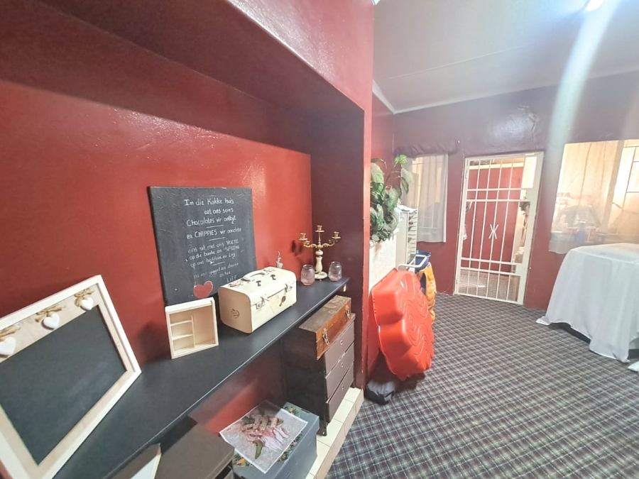 4 Bedroom Property for Sale in Falcon Ridge Gauteng
