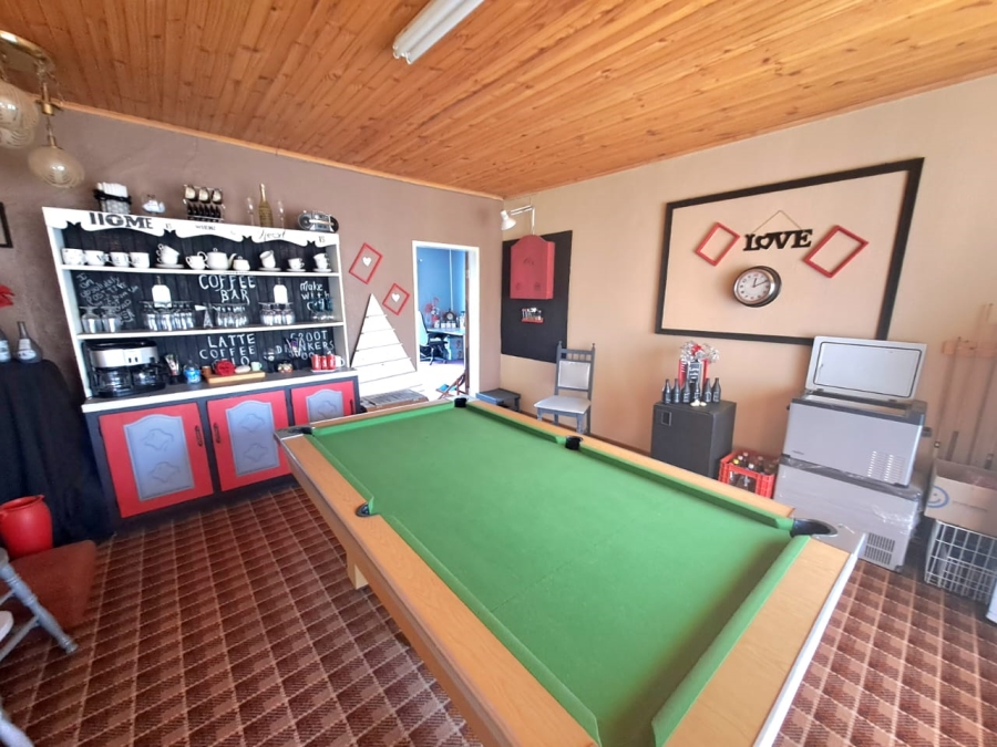 4 Bedroom Property for Sale in Falcon Ridge Gauteng