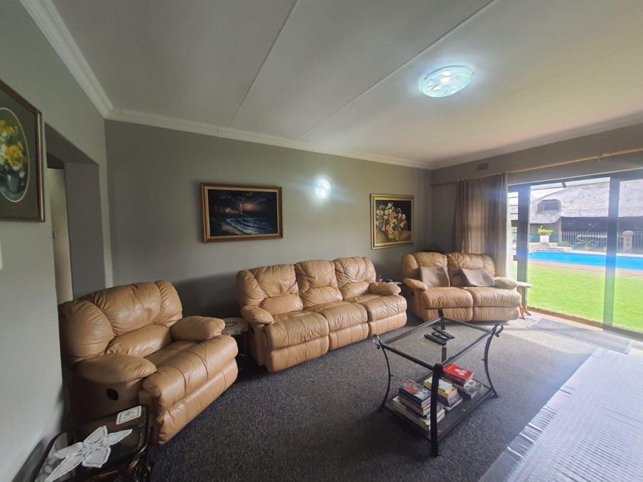 3 Bedroom Property for Sale in Sonland Park Gauteng