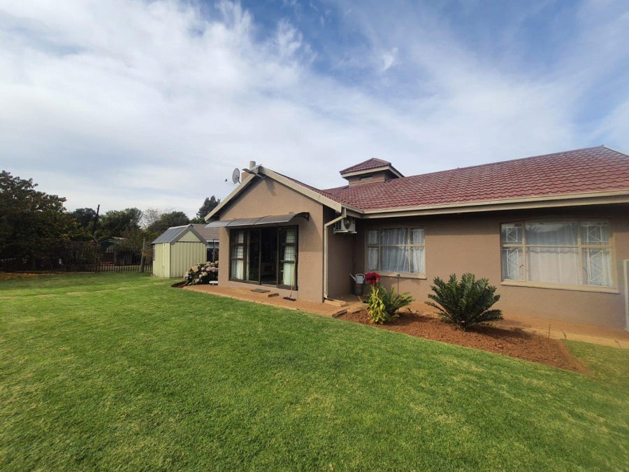 3 Bedroom Property for Sale in Sonland Park Gauteng