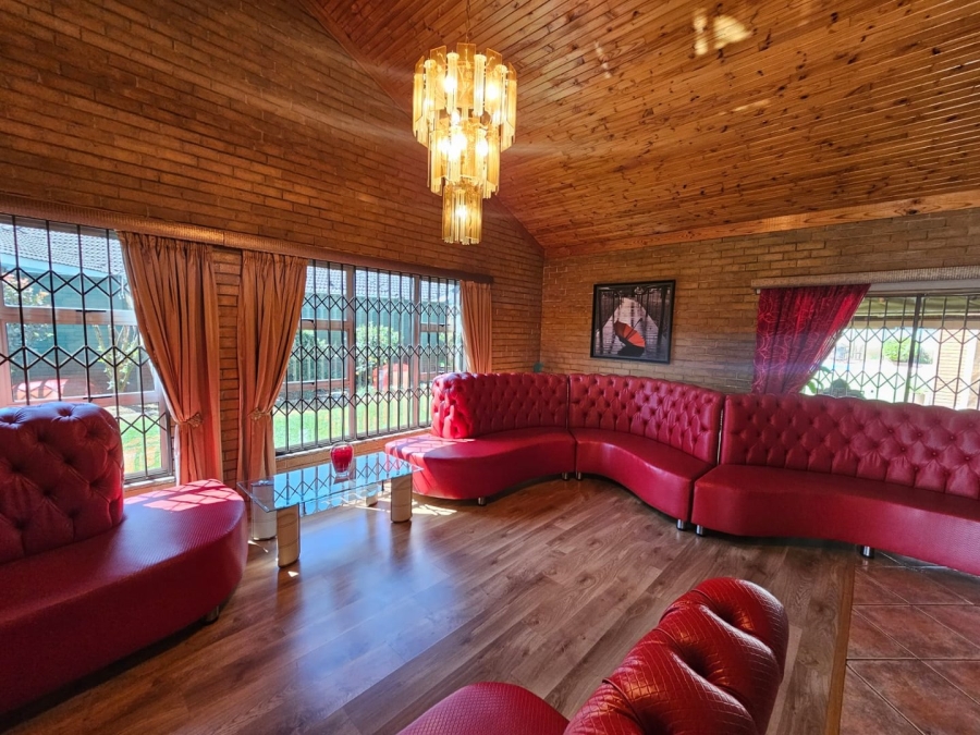 4 Bedroom Property for Sale in Risiville Gauteng