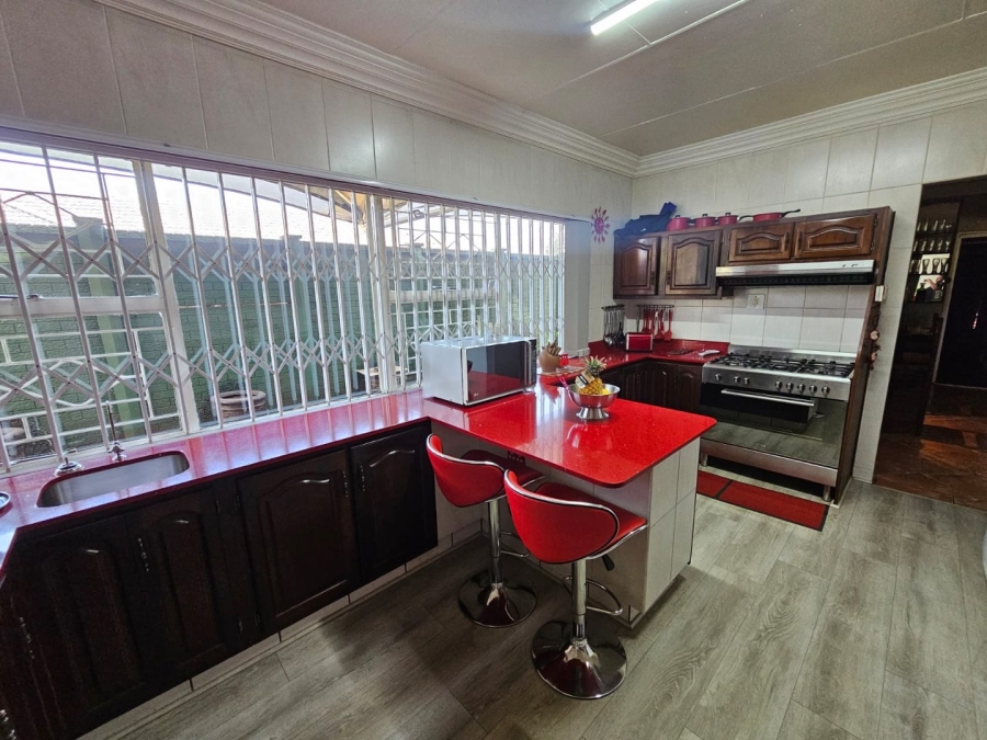 4 Bedroom Property for Sale in Risiville Gauteng