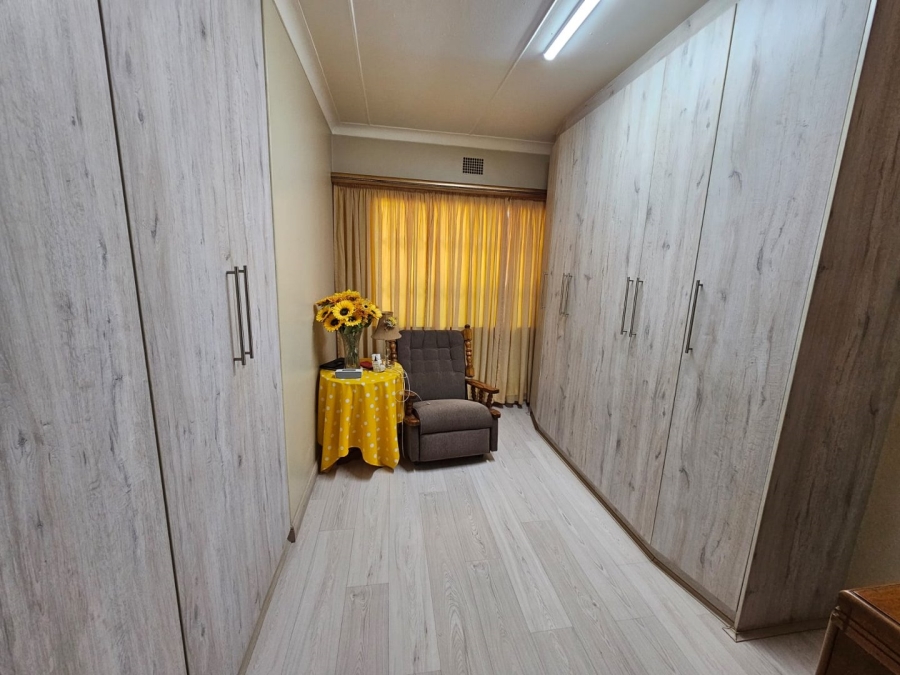 4 Bedroom Property for Sale in Risiville Gauteng