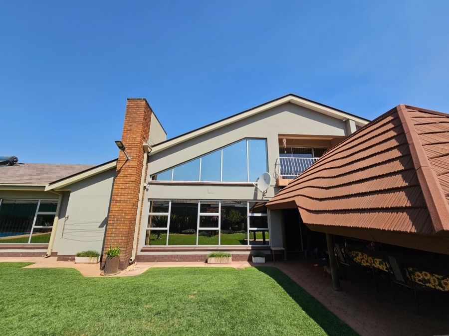 4 Bedroom Property for Sale in Risiville Gauteng