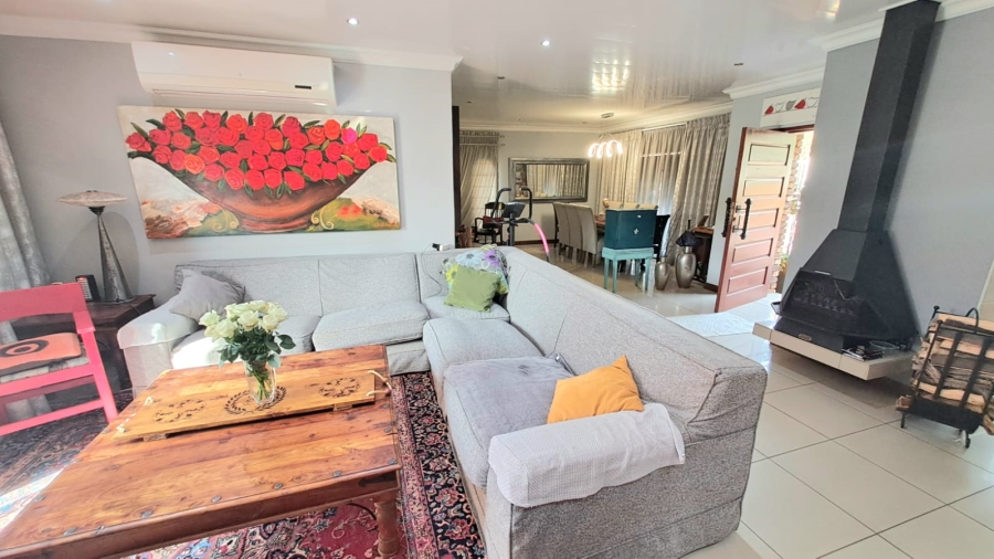 3 Bedroom Property for Sale in Falcon Ridge Gauteng