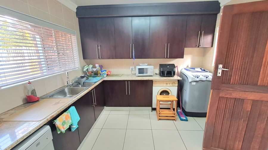 3 Bedroom Property for Sale in Falcon Ridge Gauteng