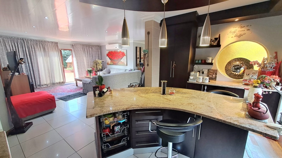 3 Bedroom Property for Sale in Falcon Ridge Gauteng