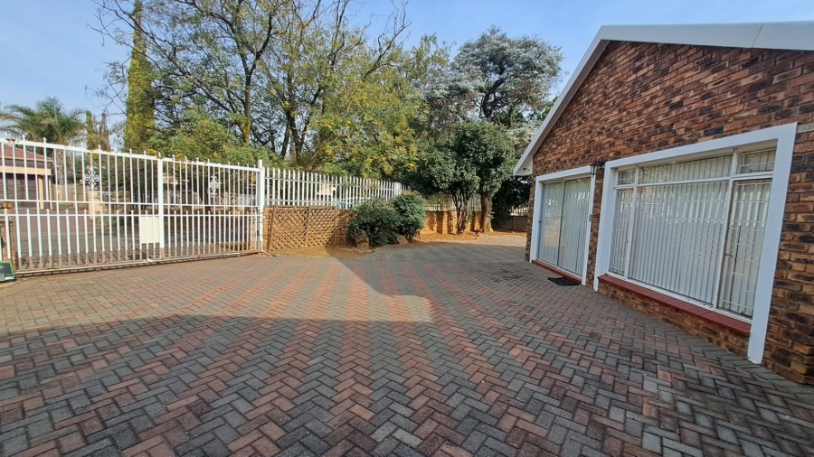 3 Bedroom Property for Sale in Falcon Ridge Gauteng