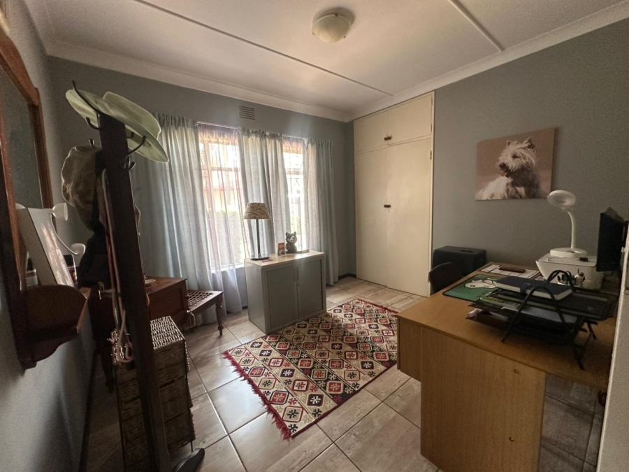 4 Bedroom Property for Sale in Sonland Park Gauteng