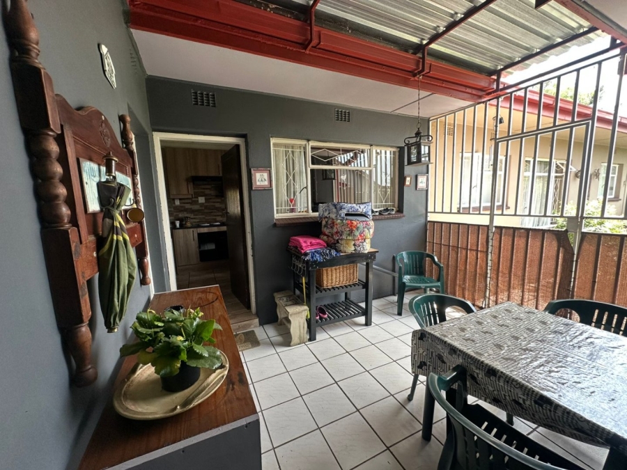 4 Bedroom Property for Sale in Sonland Park Gauteng