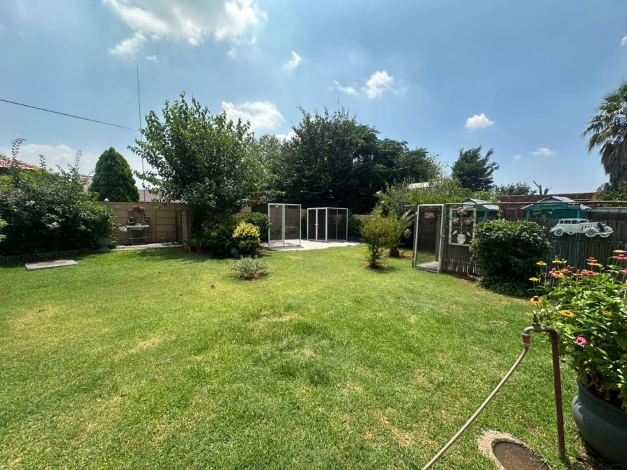 4 Bedroom Property for Sale in Sonland Park Gauteng