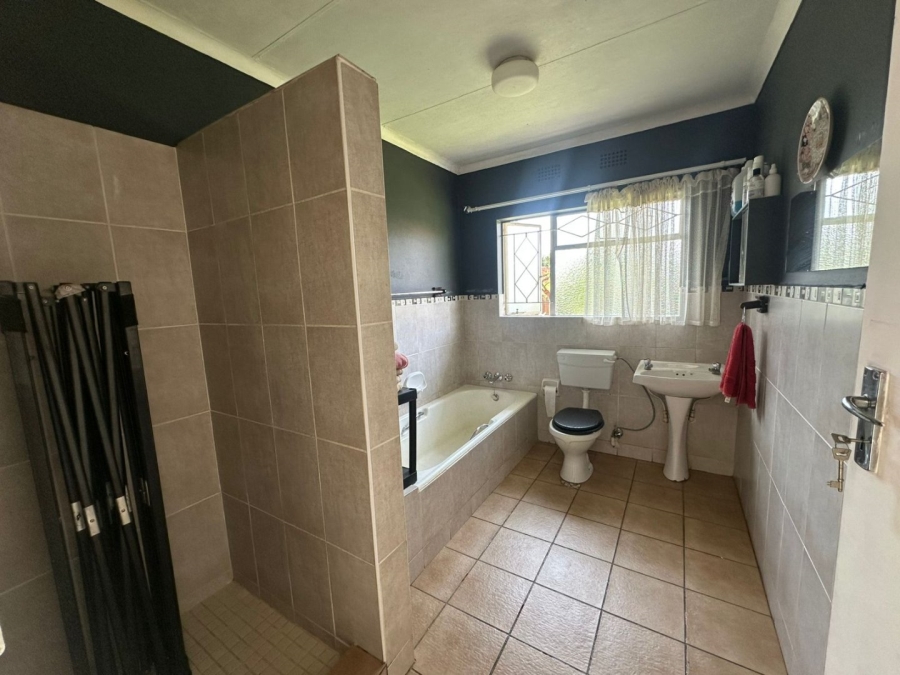4 Bedroom Property for Sale in Sonland Park Gauteng