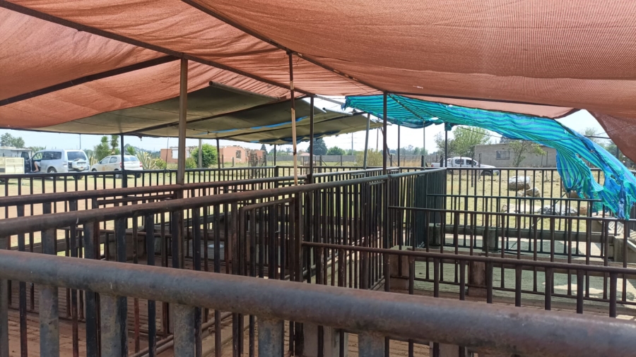 2 Bedroom Property for Sale in Roods Gardens Gauteng