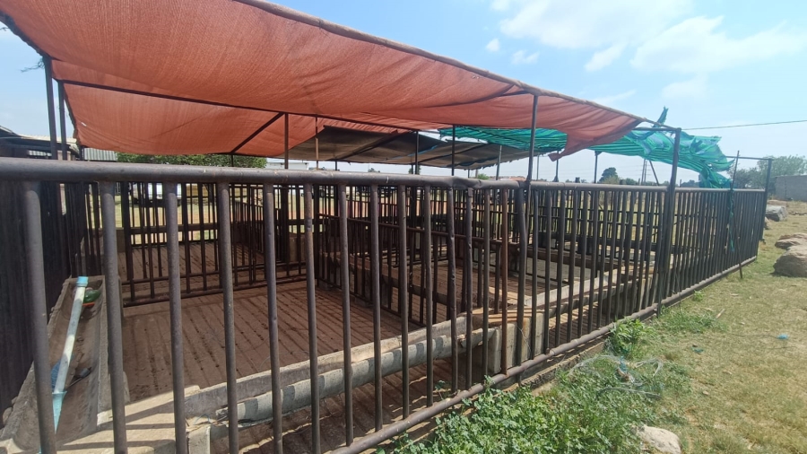 2 Bedroom Property for Sale in Roods Gardens Gauteng