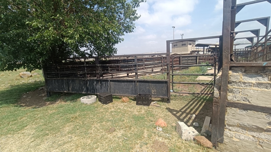 2 Bedroom Property for Sale in Roods Gardens Gauteng