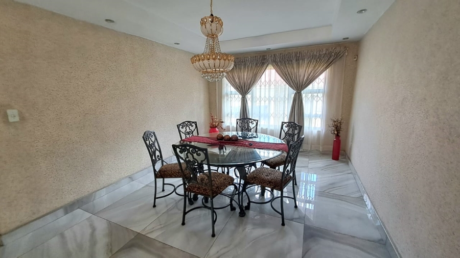 4 Bedroom Property for Sale in Falcon Ridge Gauteng