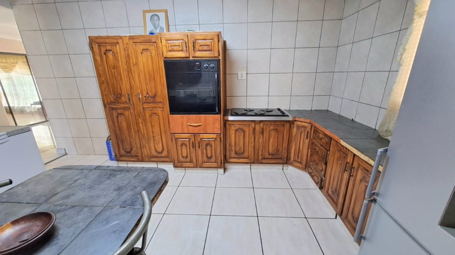 4 Bedroom Property for Sale in Falcon Ridge Gauteng