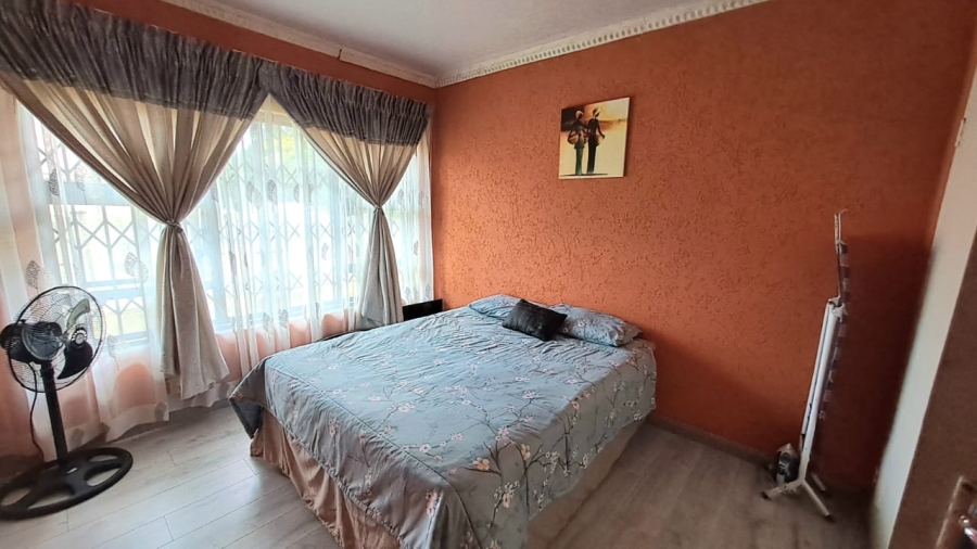 4 Bedroom Property for Sale in Falcon Ridge Gauteng