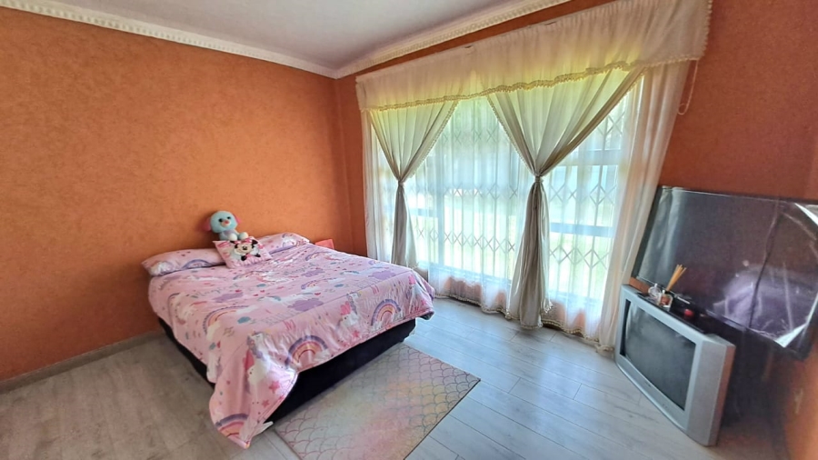 4 Bedroom Property for Sale in Falcon Ridge Gauteng