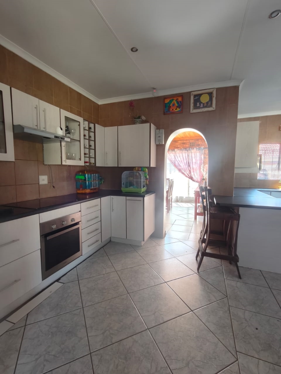 4 Bedroom Property for Sale in Vanderbijlpark SE Gauteng