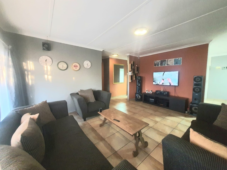 3 Bedroom Property for Sale in Risiville Gauteng