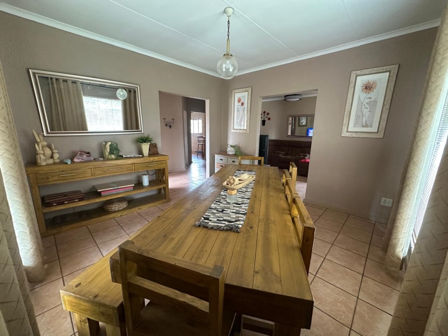 3 Bedroom Property for Sale in Falcon Ridge Gauteng