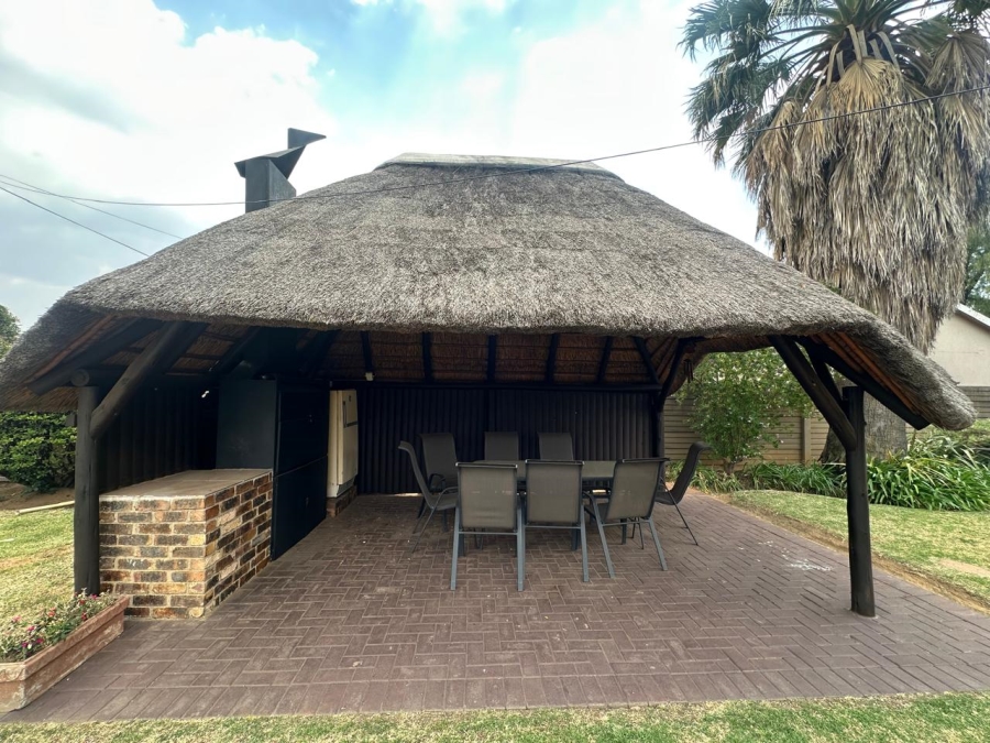 3 Bedroom Property for Sale in Falcon Ridge Gauteng