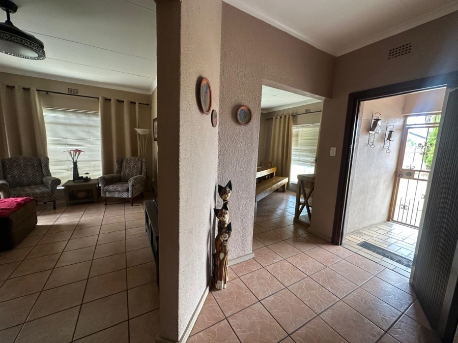 3 Bedroom Property for Sale in Falcon Ridge Gauteng