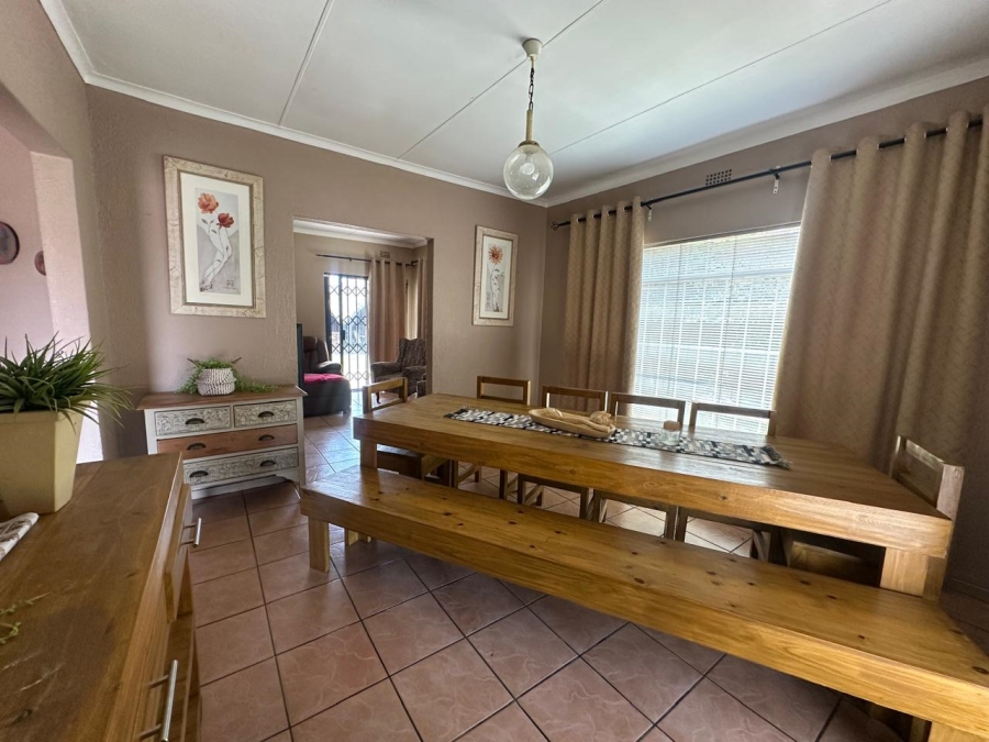 3 Bedroom Property for Sale in Falcon Ridge Gauteng