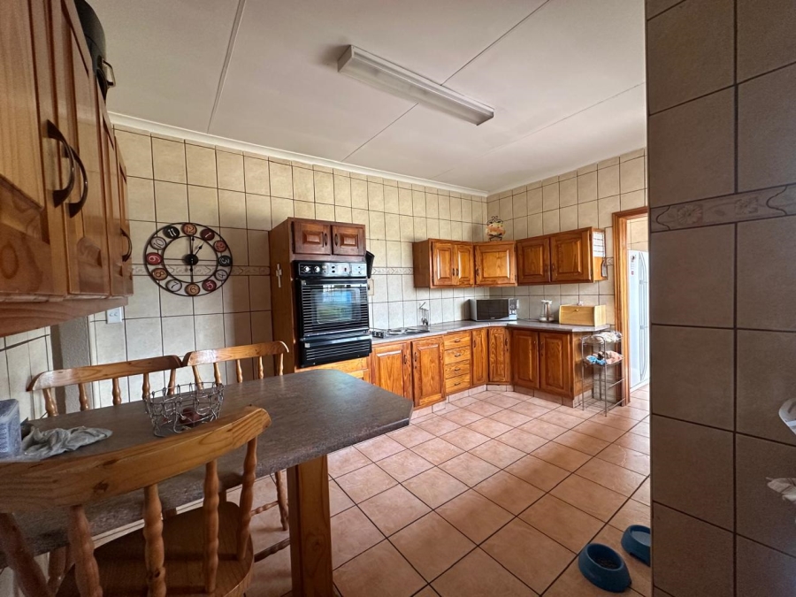 3 Bedroom Property for Sale in Falcon Ridge Gauteng