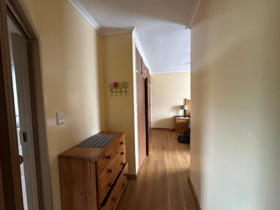3 Bedroom Property for Sale in Falcon Ridge Gauteng