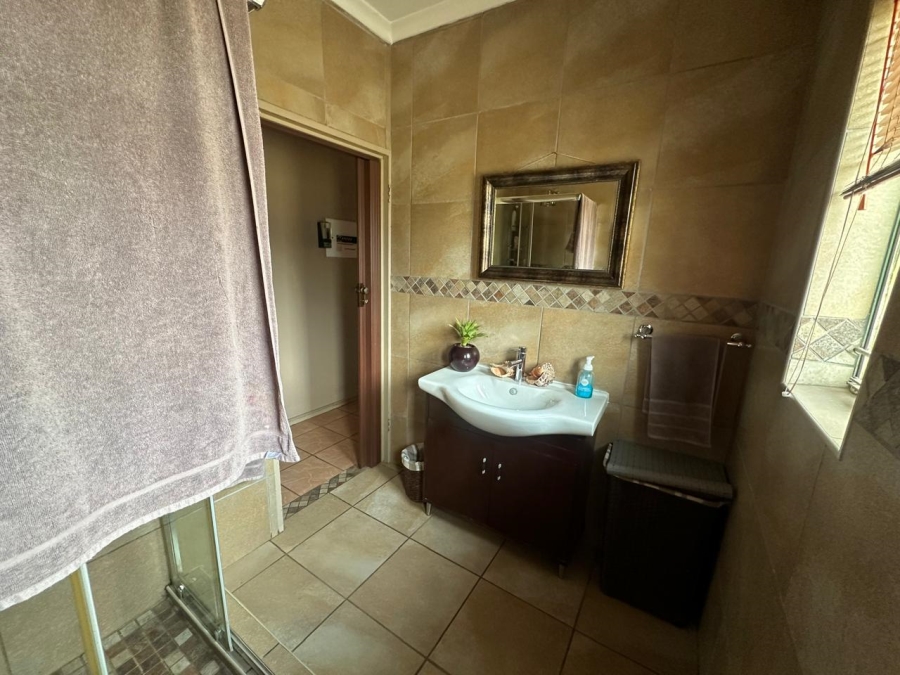 3 Bedroom Property for Sale in Falcon Ridge Gauteng