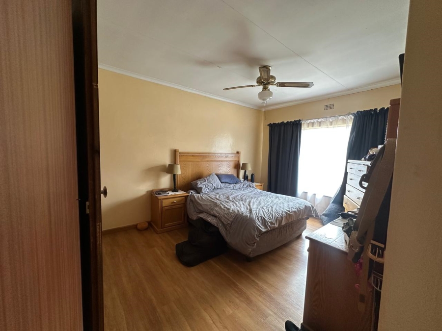 3 Bedroom Property for Sale in Falcon Ridge Gauteng