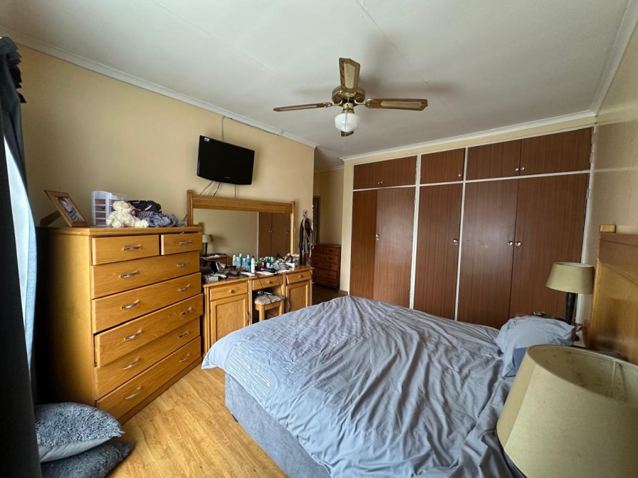 3 Bedroom Property for Sale in Falcon Ridge Gauteng