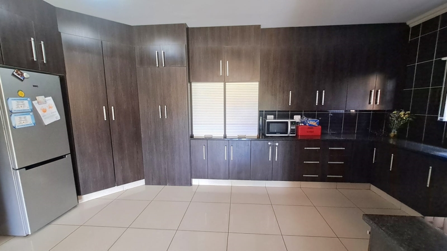 4 Bedroom Property for Sale in Risiville Gauteng