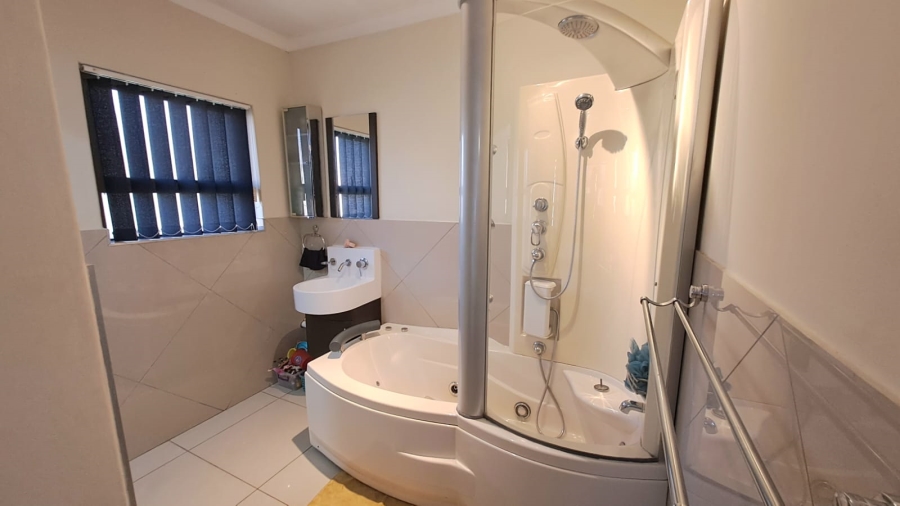 4 Bedroom Property for Sale in Risiville Gauteng
