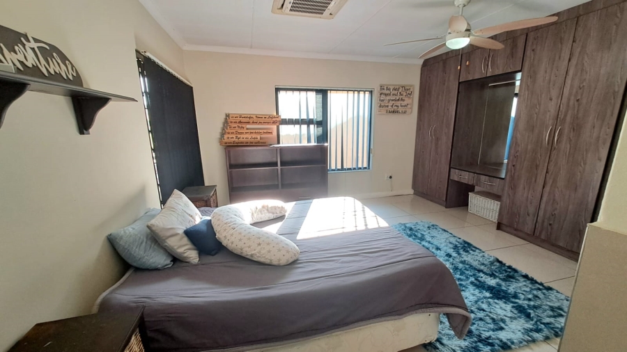 4 Bedroom Property for Sale in Risiville Gauteng